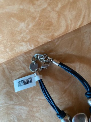 Pulsera azul marino con flor grande estilo vintage