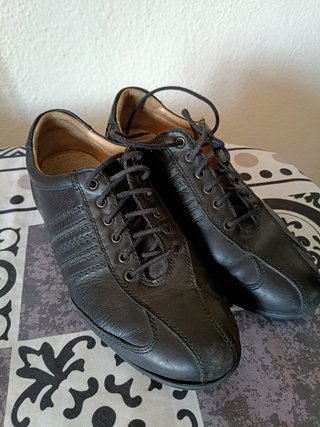 Zapatos de piel negros