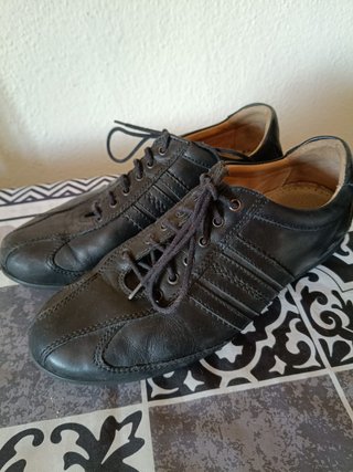 Zapatos de piel negros