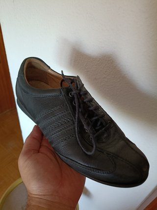Zapatos de piel negros