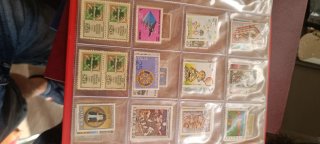 Sellos y libros de filatelia