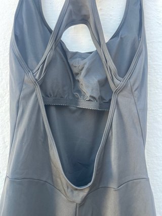 Mono deportivo negro Talla L