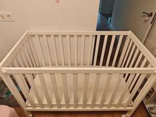 Cuna 60x120 con colchón y varias alturas