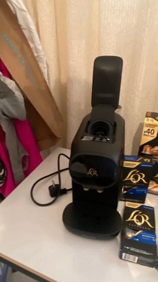 Cafetera LOR Espresso + Cápsulas lote