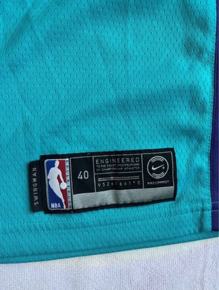 Camiseta NBA Charlotte Hornets Oficial Talla 40