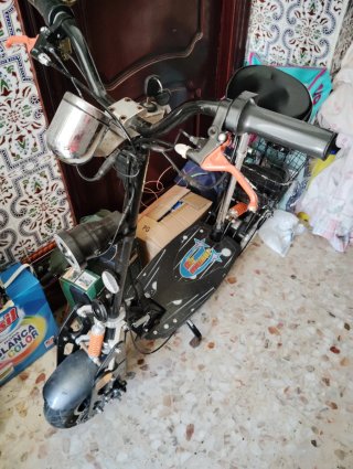 Patín Eléctrico Malcot 1000v con Sillín