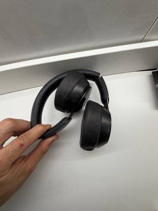 Beats Solo Pro Negros (No encienden)