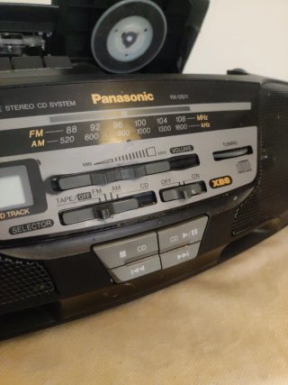 Equipo de Sonido Panasonic CD/Cassette Negro