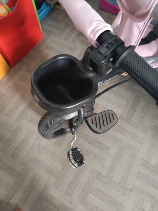 Triciclo  bebé rosa y gris