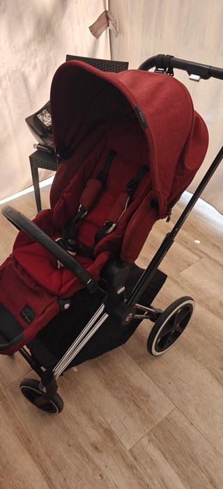 Cybex Priam Premium 3 en 1: Chasis, Silla y Capazo