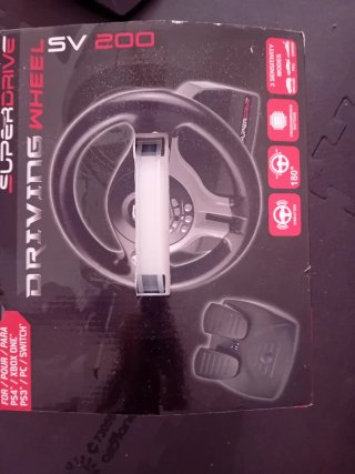 Volante y Pedales Gaming Buen Estado NEGOCIABLE