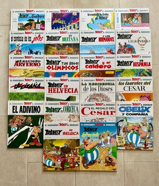Lote 22 Cómics Astérix y Obélix.
