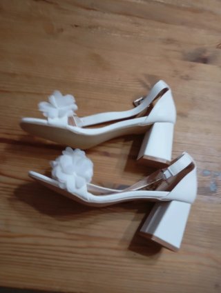 Sandalias de fiesta blancas