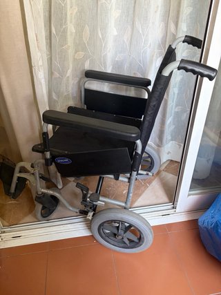 Silla de Ruedas para Adultos Buen estado