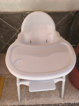 Trona con mesa para bebé
