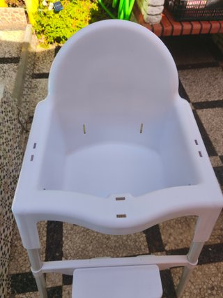 Trona con mesa para bebé