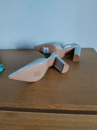 Zapatos de fiesta Marypaz plateados talla 39