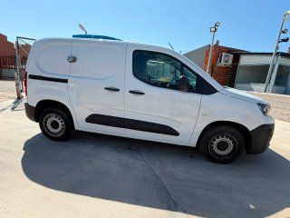 Peugeot Partner 2023