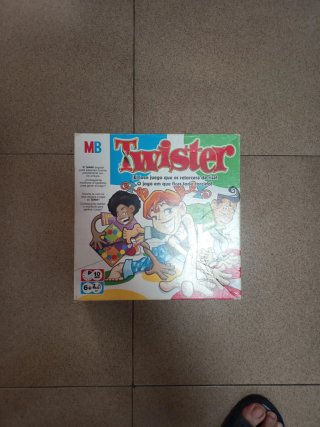 Juego de mesa Twister de MB