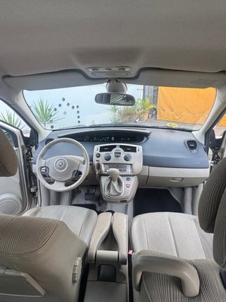 Renault Grand Scenic 2.0dci 1 propietario