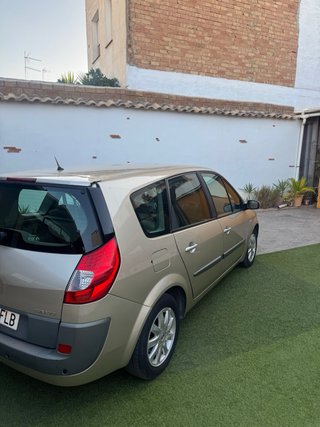 Renault Grand Scenic 2.0dci 1 propietario