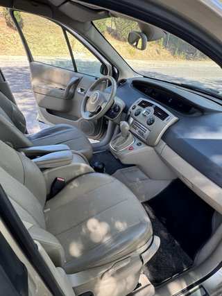 Renault Grand Scenic 2.0dci 1 propietario