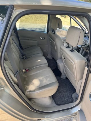 Renault Grand Scenic 2.0dci 1 propietario