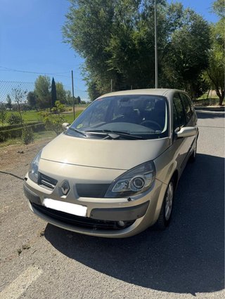 Renault Grand Scenic 2.0dci 1 propietario
