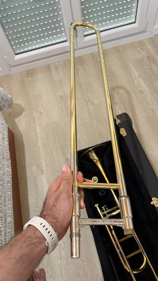 Trombone de varas con caja y sordina