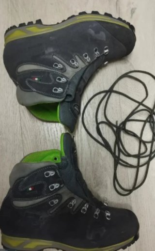 Botas de Montaña Zamberlan Grises y Verdes