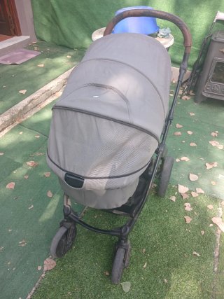 Carrito de bebé gris Kinderkraft