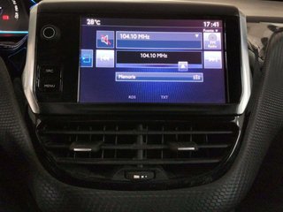 Peugeot 2008 PureTech 130 S&S Allure 96 kW (130 CV)