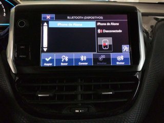 Peugeot 2008 PureTech 130 S&S Allure 96 kW (130 CV)