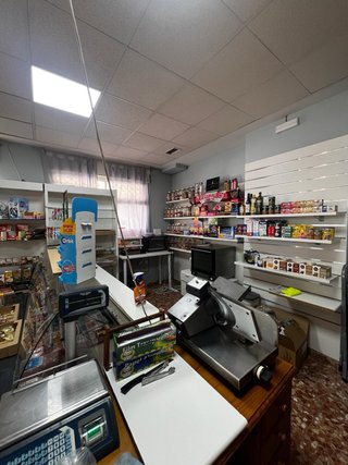 Traspaso tienda de alimentacion.