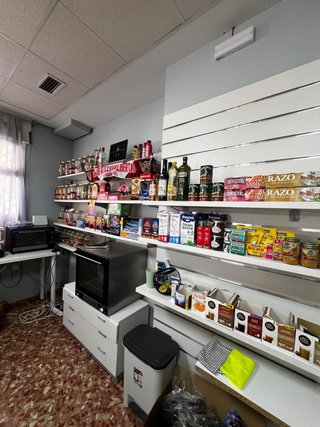 Traspaso tienda de alimentacion.