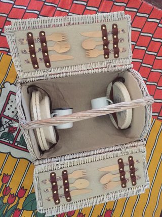 Cesta de picnic mimbre y madera