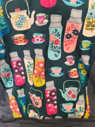 Mochila Portabebés Boba Estampado Teteras