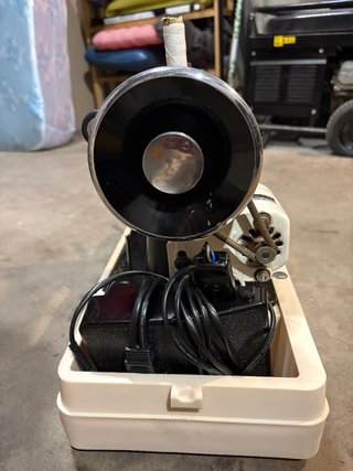 Máquina de coser Alfa vintage