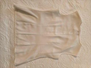 Blusa blanca sin mangas