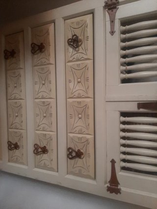 Mueble antiguo de madera ebanistería