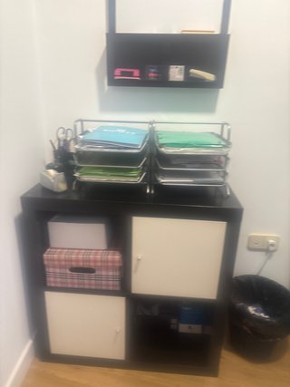 Estantería auxiliar Ikea 2 puertas