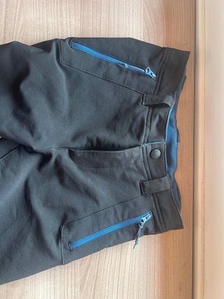 Pantalón trekking niño negro y azul talla 8 años