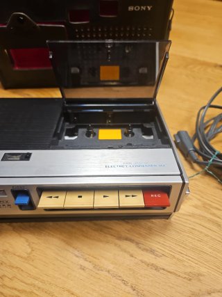 Radio Vintage Sony TC-120