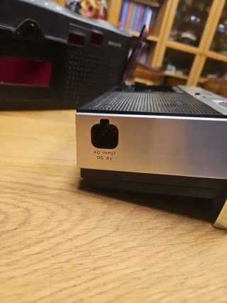 Radio Vintage Sony TC-120