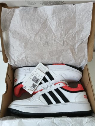 Zapatillas NUEVAS Adidas Hoops 3.0 K Talla 39 1/3