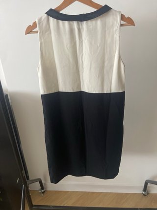 Vestido blanco y negro con cuello Peter Pan