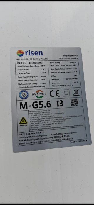 Panel solar RISEN 655W 132 células MONO-PERC