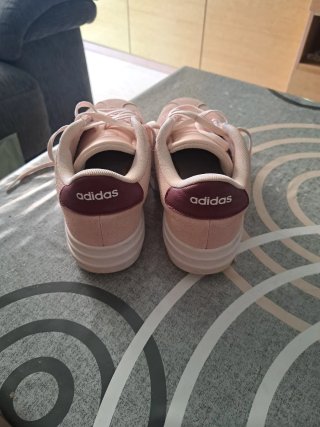 Zapatillas Adidas Mujer Rosa y Blancas