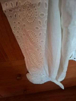 Blusa blanca bordada