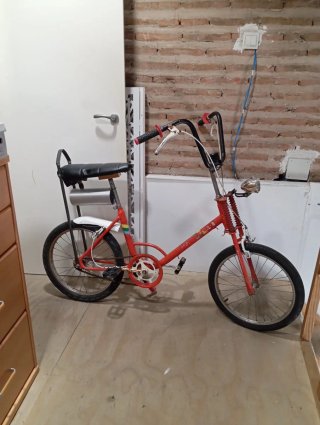 Bicicleta Motoreta Roja